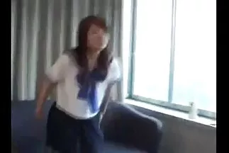 Những người đồng tính xxx học sinh nhật bản nữ đáng yêu phồng lên trên pussies của họ.