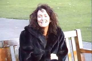 Một con ngựa video xx nhat ban hói đụ một cô gái tóc vàng với một con ngựa khổng lồ.