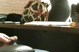 Những em gái nói xxxn nhat ban chuyện thay phiên nhau cho nhau cunnilingus.