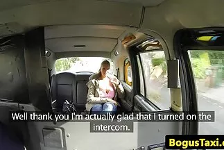 Quan hệ tình dục mong muốn của một cặp xlxx nhat ban vợ chồng trẻ đã kết thúc bằng một cơn cực khoái dữ dội.