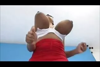 Một người xxxn nhat ban đàn ông mặc áo sơ mi đụ một huấn luyện viên khiêu vũ.