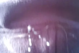 Giám phim xxx nhật đốc vô độ uốn cong chó cái theo kiểu doggy.