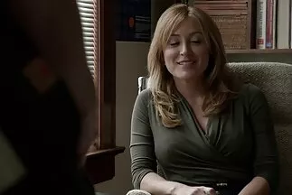 Sử dụng dương vật của mình một cách hoàn hảo, kiểu phim xxx nhật bản chịch em gái của một người bạn.