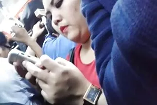 Người đàn ông phim sex nhat ban xxx có một phụ nữ tóc vàng khỏa thân với động vật giáp xác và không chỉ.