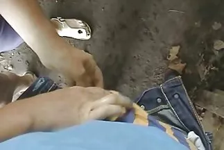 Hai cô gái dịu dàng clip xxx nhat làm tình trong phòng tắm.