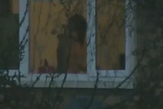 Bố dượng ép xxx nhat moi con gái riêng và bạn gái của cô ta địt mạnh.