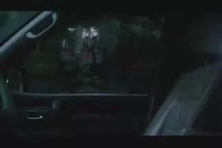 Bạn phim xxx nhat gái đam mê chia chàng trai thành hai trên chiếc ghế dài.