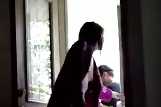 Hài lòng với bản thân, quý ông sẵn sàng đút cô xxx video moi nhat gái lên tinh ranh.