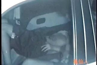 Những người đồng tính nữ tuyệt đẹp ngồi trên xxx mới nhất ghế sofa.