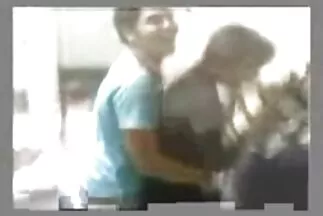 Một bữa tiệc độc thân mà không có sự hiện diện của một vũ nữ thoát y cơ bắp thì còn gì bằng phim xxx nhat ban