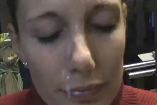 tinh ranh khổng lồ fucks brunette đeo kính đến kiệt sức. phim xxxx moi nhat