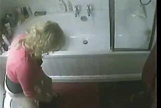 Nhân phim sex xxx nhat ban viên mát xa cơ bắp chịch một cô gái tóc vàng với một tinh ranh to lớn.