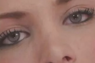 Dude đút dương vật giả màu đen vào phim xxx nhật mông bạn cô ấy.