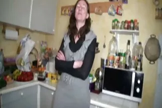 đụ nhau cuồng nhiệt dưới vỏ bọc của sex xxx nhật bản một cặp đôi say đắm trong tình yêu.