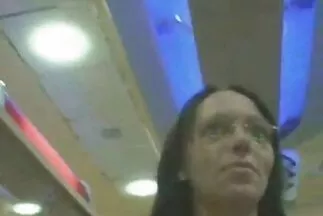 Một con gà xlxx nhat con ngoạn mục được bơm lên.