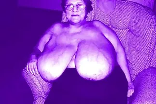 Địt bạn gái say xxx hay nhất đắm vào giờ ăn trưa.