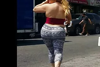 Một cô gái trẻ nhật bản xxx mảnh khảnh trao thân cho một anh chàng tự mãn.