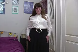 Hot girl nghịch ngợm địt bạn trai tập thể ở nhiều tư thế khác nhau một cách xx video nhat ban say mê