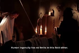 Chuyển phát nhanh đeo kính chịch một cô gái tóc phim nhat ban xx vàng trong văn phòng.