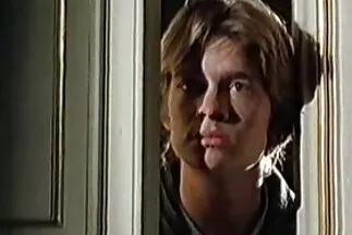 Trên chiếc giường trắng, những phụ nữ lớn tuổi xxx nhat ban liếm láp